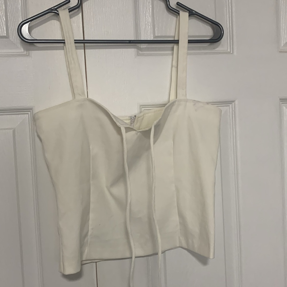 Chic Cream Women's Crop Top - Picture 5 of 7